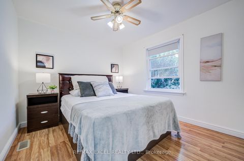Photo 26 at 71 Vauxhall Drive, Dorset Park, Toronto