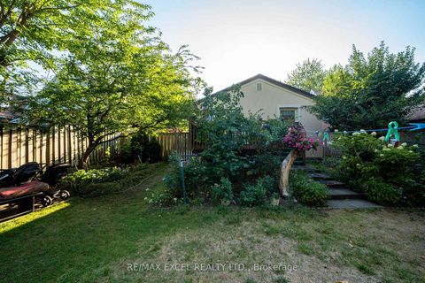 Photo 45 at 71 Vauxhall Drive, Dorset Park, Toronto