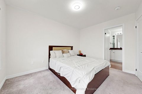 Photo 38 at 45 Morley Crescent, Rolling Acres, Whitby