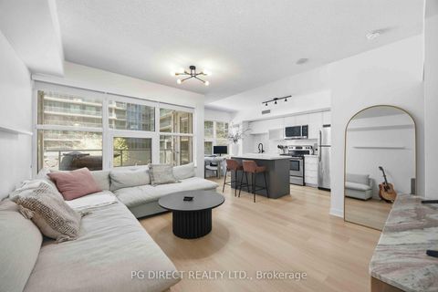 Photo 2 at 213 - 59 East Liberty Street, Niagara, Toronto