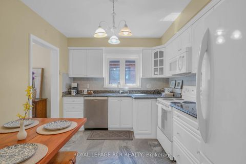 Photo 15 at 32 Beacon Road, Dorset Park, Toronto