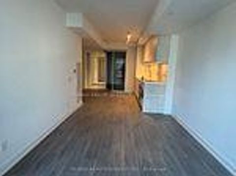 Photo 10 at 806 - 8 Wellesley Street W, Bay Street Corridor, Toronto