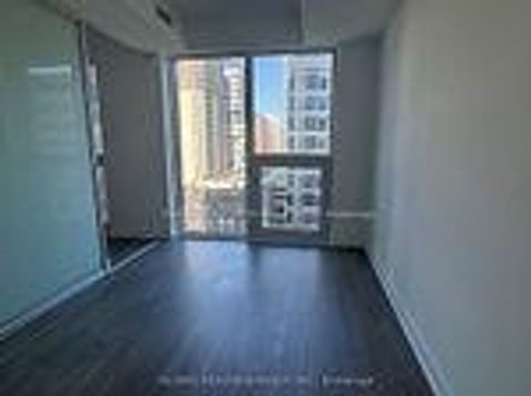 Photo 13 at 806 - 8 Wellesley Street W, Bay Street Corridor, Toronto