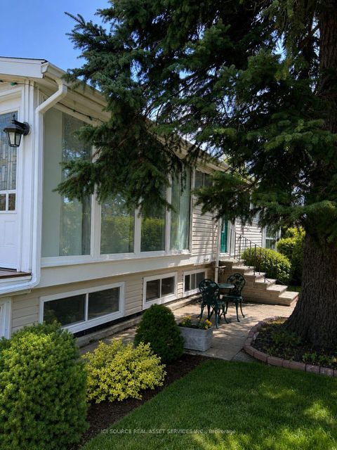 Photo 1 at 43 Ridgemoor Avenue, Cliffside, Toronto