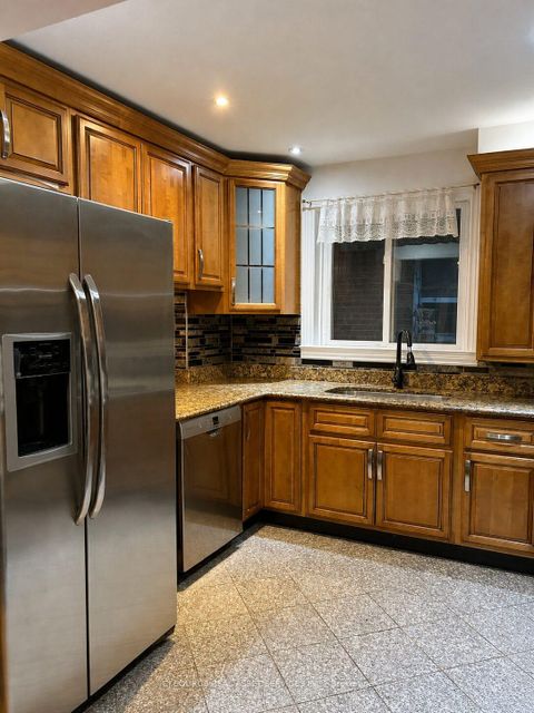 Photo 3 at 43 Ridgemoor Avenue, Cliffside, Toronto
