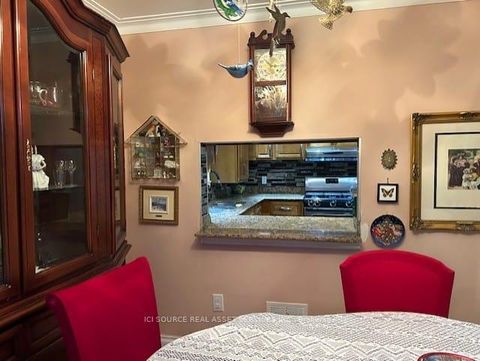 Photo 6 at 43 Ridgemoor Avenue, Cliffside, Toronto