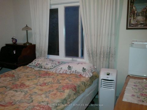 Photo 14 at 43 Ridgemoor Avenue, Cliffside, Toronto