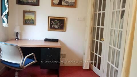Photo 16 at 43 Ridgemoor Avenue, Cliffside, Toronto