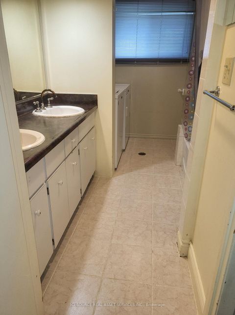 Photo 30 at 43 Ridgemoor Avenue, Cliffside, Toronto