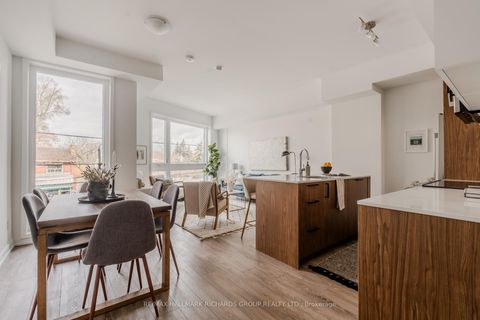 Photo 2 at 35 - 35 Birchcliff Avenue, Cliffside, Toronto
