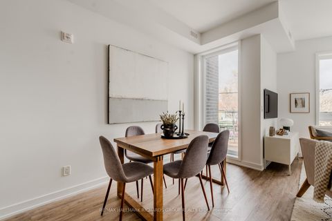 Photo 6 at 35 - 35 Birchcliff Avenue, Cliffside, Toronto