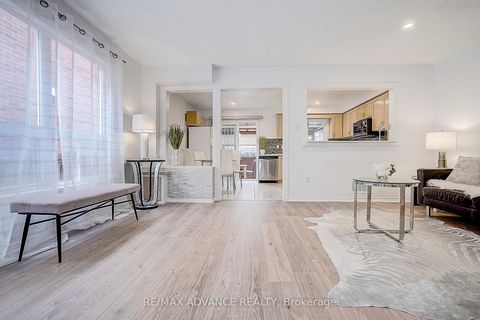 Photo 7 at 140 Vanguard Road, Patterson, Vaughan