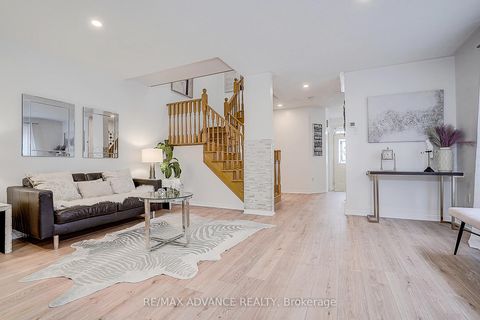 Photo 14 at 140 Vanguard Road, Patterson, Vaughan