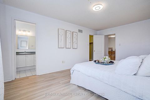 Photo 31 at 140 Vanguard Road, Patterson, Vaughan