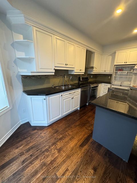 Photo 4 at 34 Willow Tree Street, Maple, Vaughan