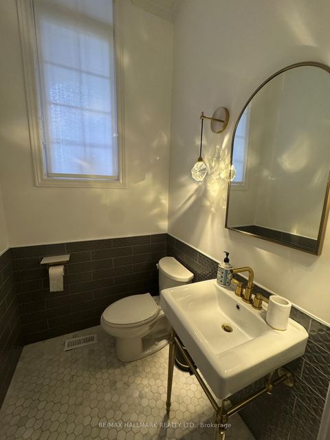 Photo 7 at 34 Willow Tree Street, Maple, Vaughan