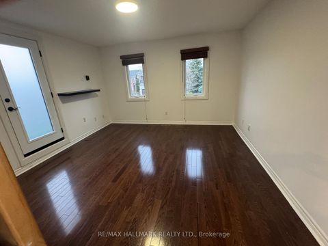Photo 9 at 34 Willow Tree Street, Maple, Vaughan