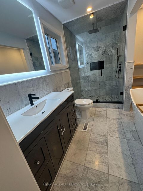 Photo 13 at 34 Willow Tree Street, Maple, Vaughan