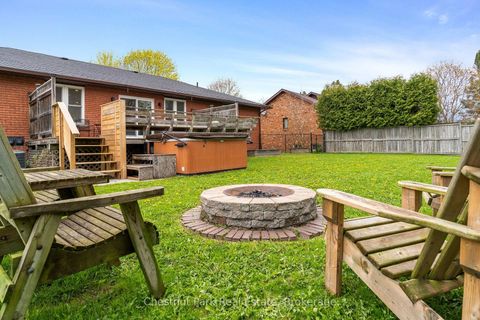 Photo 10 at 7 McKean Boulevard, Nottawa, Clearview