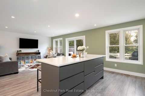 Photo 26 at 7 McKean Boulevard, Nottawa, Clearview
