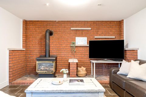Photo 41 at 7 McKean Boulevard, Nottawa, Clearview