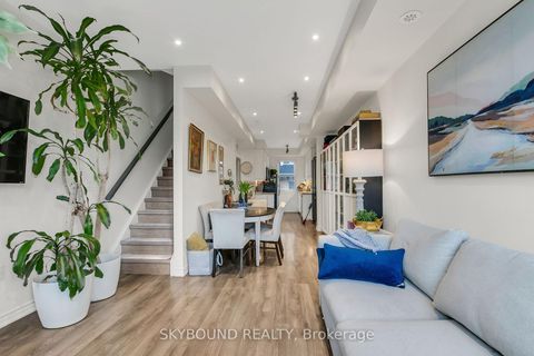Photo 2 at 223 - 380 Hopewell Avenue, Belgravia, Toronto