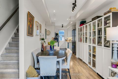 Photo 6 at 223 - 380 Hopewell Avenue, Belgravia, Toronto