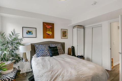 Photo 14 at 223 - 380 Hopewell Avenue, Belgravia, Toronto