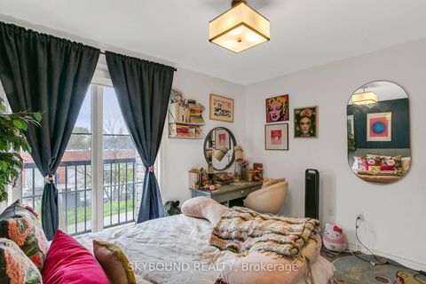 Photo 18 at 223 - 380 Hopewell Avenue, Belgravia, Toronto