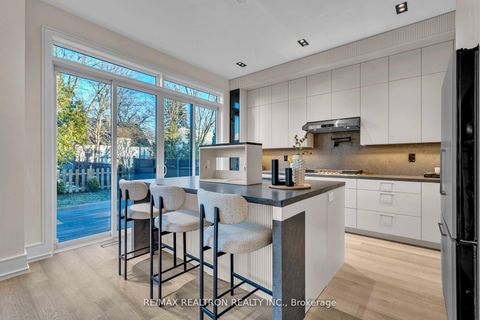 Photo 7 at 19 Topham Road, Parkview, Toronto
