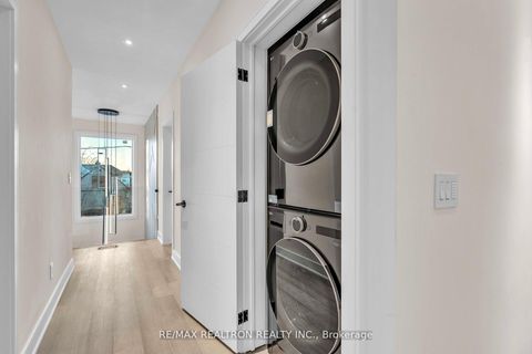 Photo 24 at 19 Topham Road, Parkview, Toronto