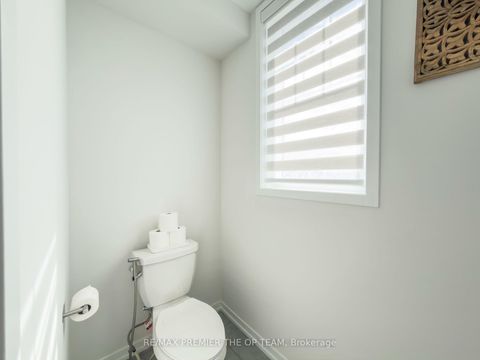 Photo 10 at 22 Pierre Berton Boulevard, Kleinburg, Vaughan