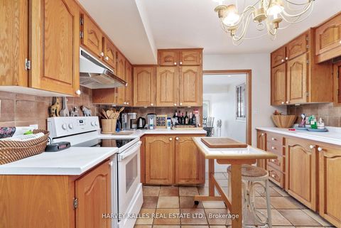Photo 30 at 22 Gooch Park Drive, Rural Innisfil, Innisfil