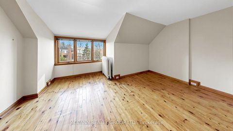 Photo 27 at 252 Sheldrake Boulevard, Mount Pleasant East, Toronto