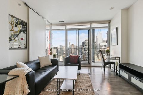 Photo 4 at 2708 - 125 Peter Street, Waterfront Communities C1, Toronto
