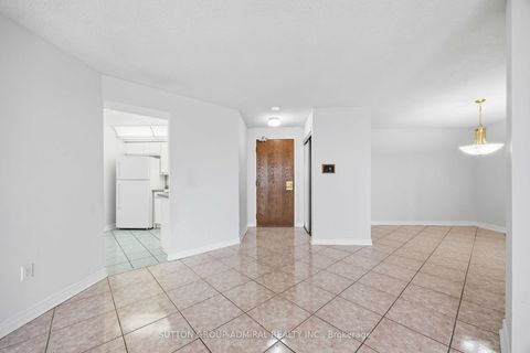 Photo 5 at 506 - 343 Clark Avenue W, Yorkhill, Vaughan