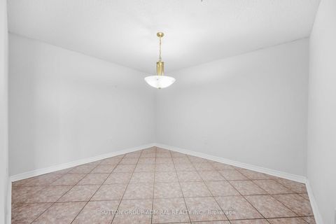 Photo 6 at 506 - 343 Clark Avenue W, Yorkhill, Vaughan