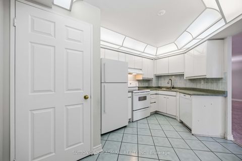 Photo 16 at 506 - 343 Clark Avenue W, Yorkhill, Vaughan