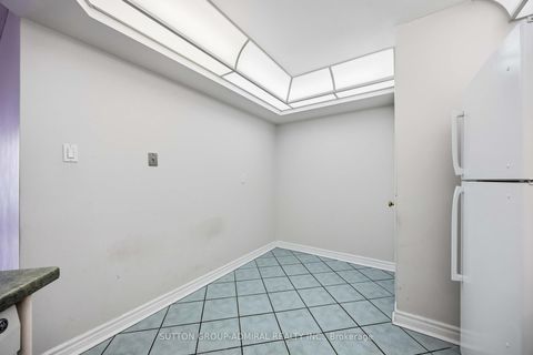 Photo 17 at 506 - 343 Clark Avenue W, Yorkhill, Vaughan