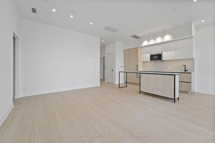 Photo 13 at 1207 - 699 Sheppard Avenue E, Bayview Village, Toronto