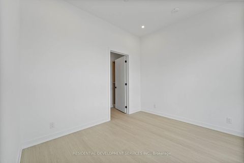 Photo 17 at 1207 - 699 Sheppard Avenue E, Bayview Village, Toronto