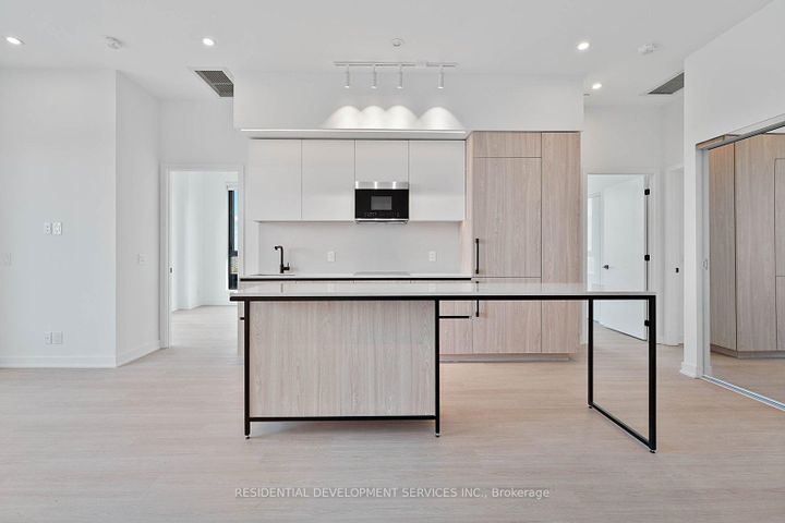 Photo 14 at 1206 - 699 Sheppard Avenue E, Bayview Village, Toronto