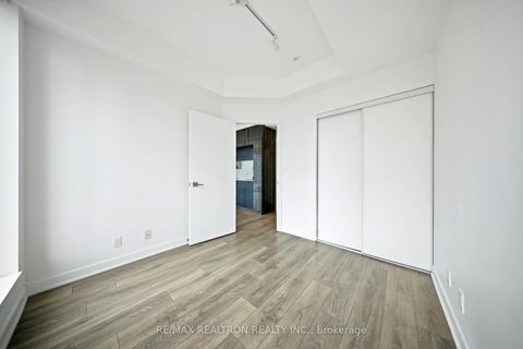 Photo 7 at 502 - 28 Avondale Avenue, Willowdale East, Toronto