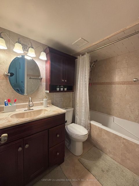 Photo 13 at 304 - 15 Vicora Linkway, Flemingdon Park, Toronto