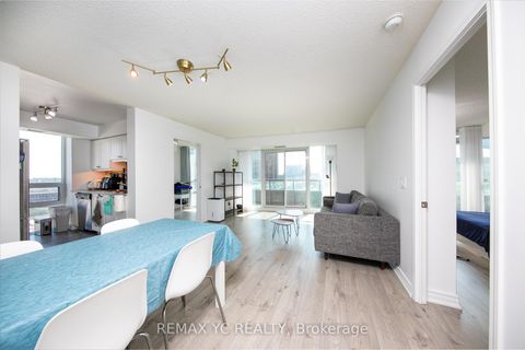 Photo 5 at 808 - 25 Lower Simcoe Street, Waterfront Communities C1, Toronto