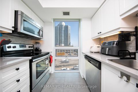 Photo 6 at 808 - 25 Lower Simcoe Street, Waterfront Communities C1, Toronto