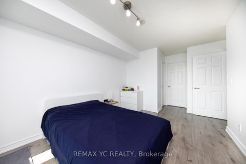 Photo 12 at 808 - 25 Lower Simcoe Street, Waterfront Communities C1, Toronto