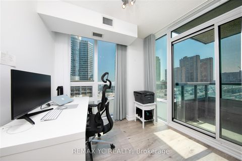 Photo 14 at 808 - 25 Lower Simcoe Street, Waterfront Communities C1, Toronto