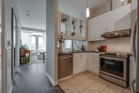 Photo 11 at 904 - 797 Don Mills Road, Flemingdon Park, Toronto