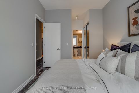 Photo 14 at 904 - 797 Don Mills Road, Flemingdon Park, Toronto